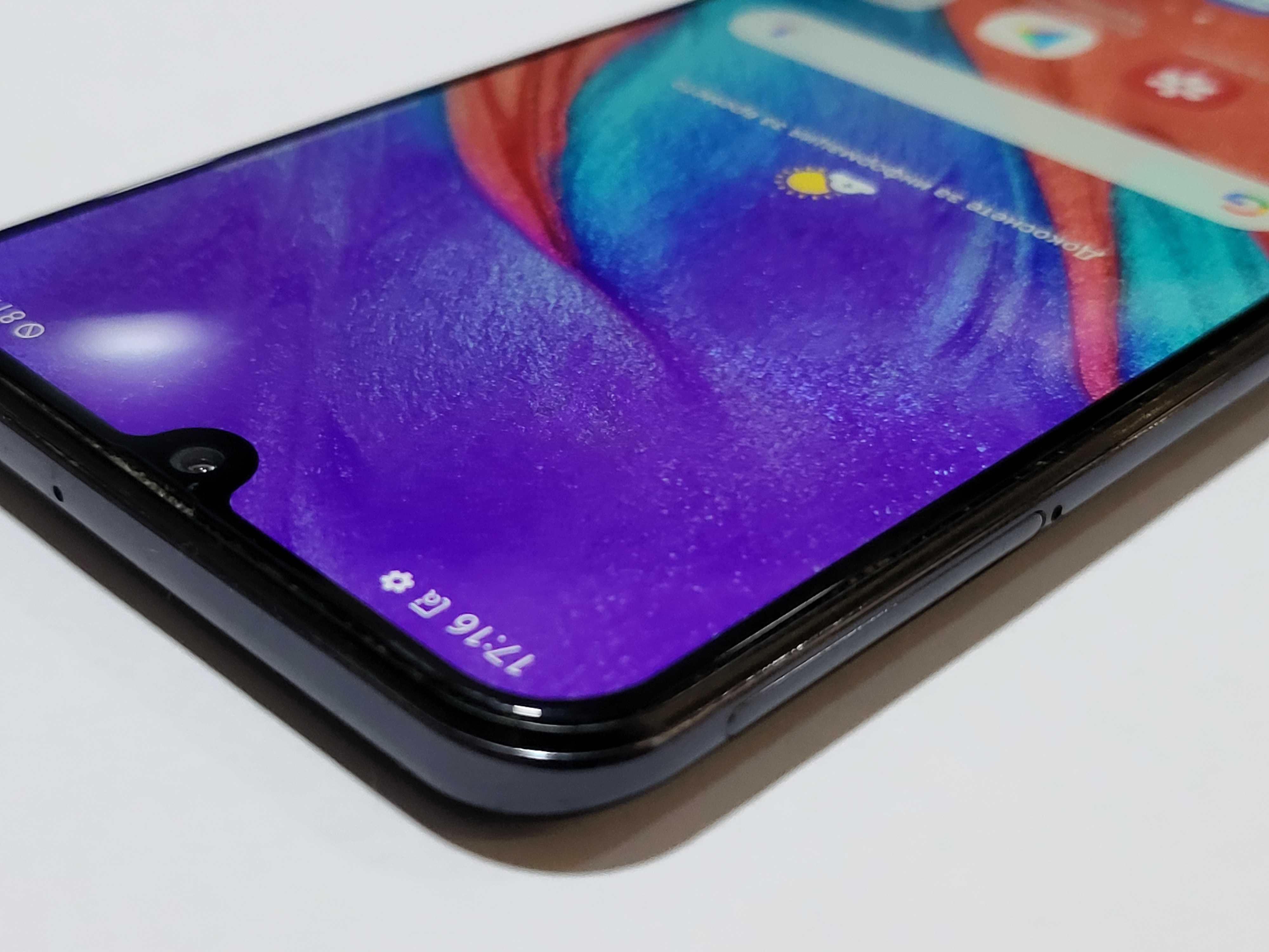 Samsung Galaxy A40 64GB Dual