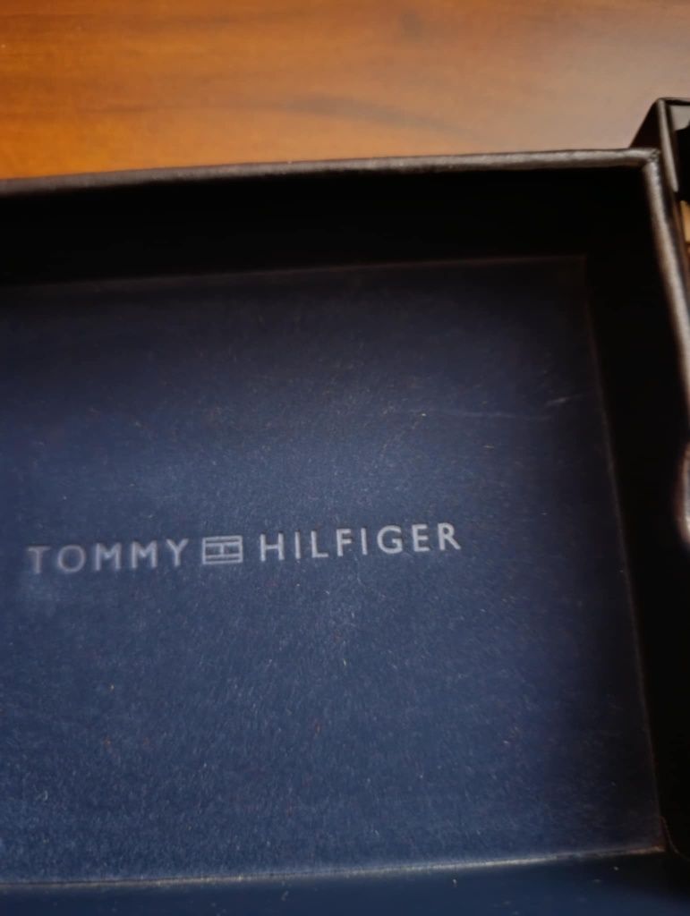 Кожен портфейл мъжки ,Нов Tommy Hilfiger