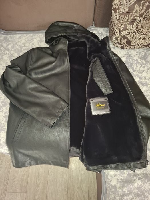 Продам кожаную зимнию куртку