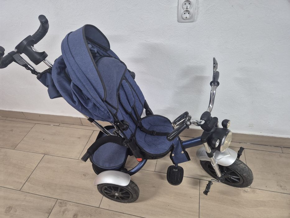 Vând tricicletă în stare bună