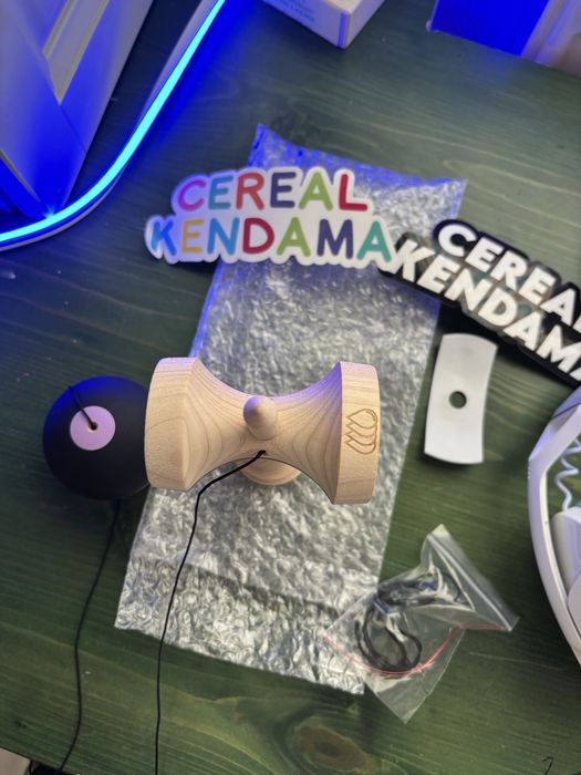 Kendama cereal grip anti skid