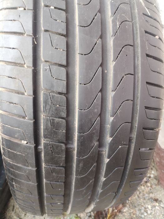 Vand cauciucuri 235/45/R17