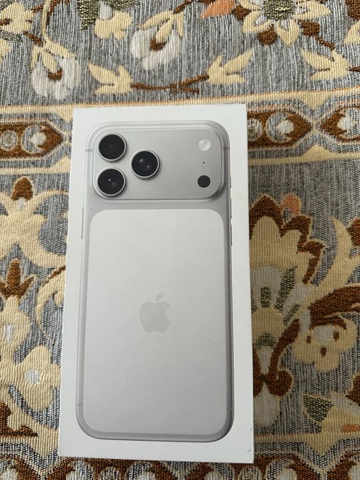 Iphone 17 Pro Max 256gb серебристый запечатанный!