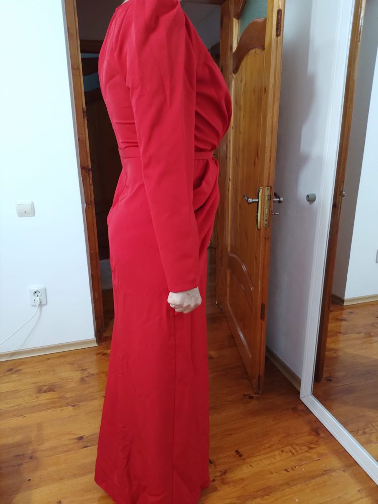 Rochie de seară roșie, de nașă/soacră