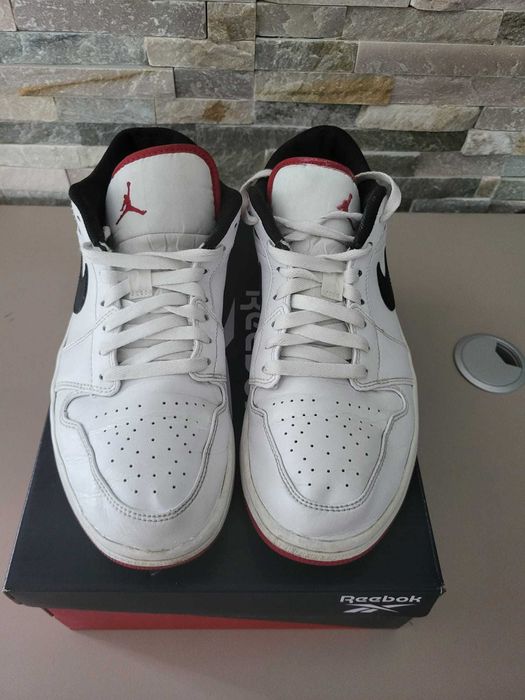 Jordan 1 University Red