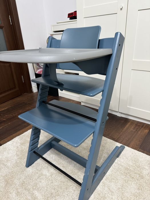 Vand pachet scaun de masa Stokke Tripp Trapp cu baby set + tavita