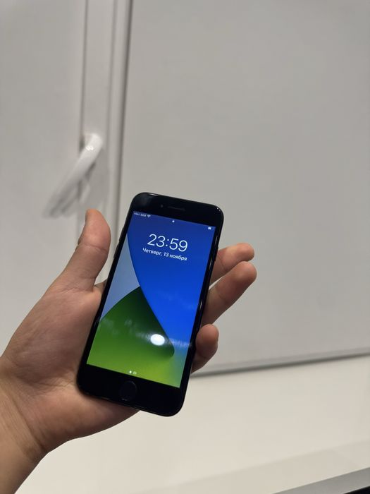 Iphone 7 Black 32 gb в хорошем состоянии