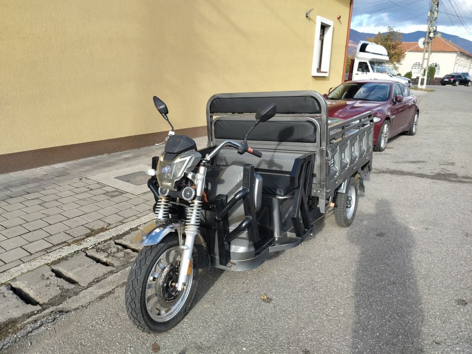 Motociclu electric kuba