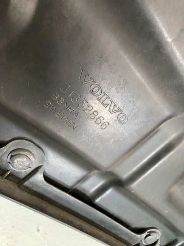 Capota VOLVO XC90 2015-2018 31352866 31477040