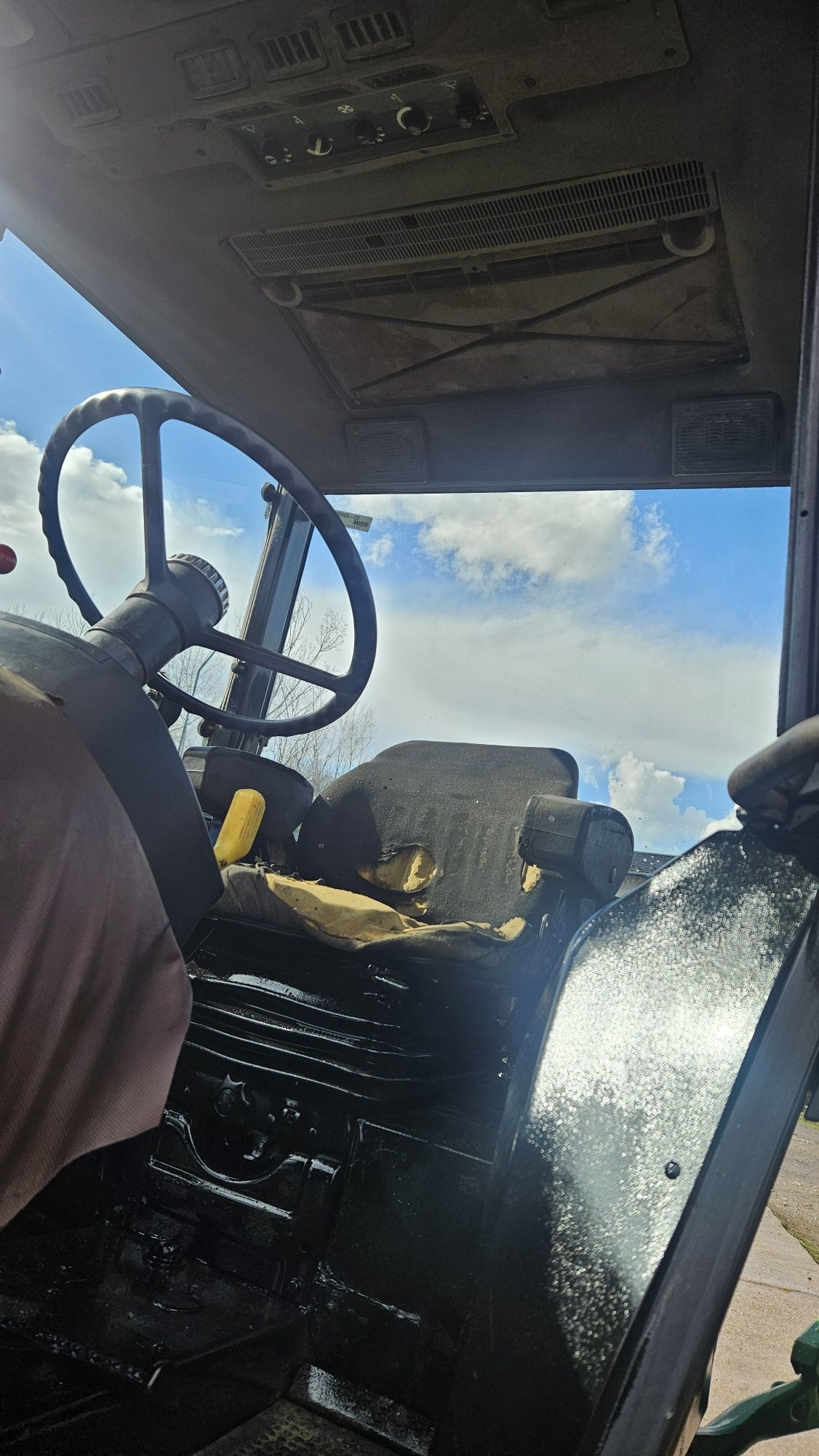 Tractor John Deere 2140
