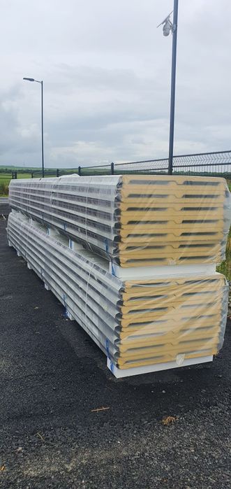 49 RON Vindem panouri Sandwich grosime 1,2, 4, si 6 cm, calitatea 1