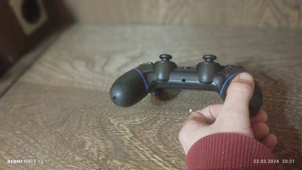 Vând controller wireless