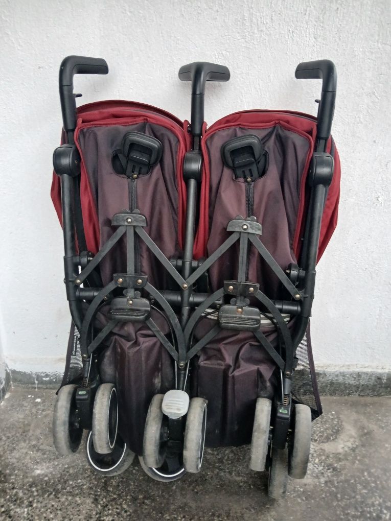 Количка Maxi-Cosi Dana For2 за близнаци