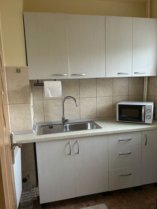 Garsonieră de închiriat