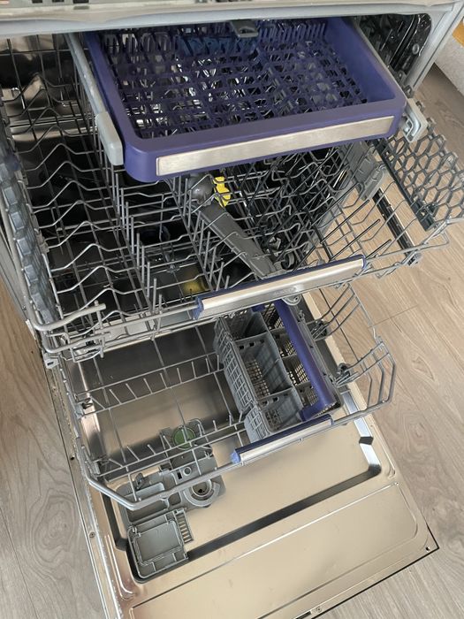 Vand masina de spalat vase Beko incorporabil