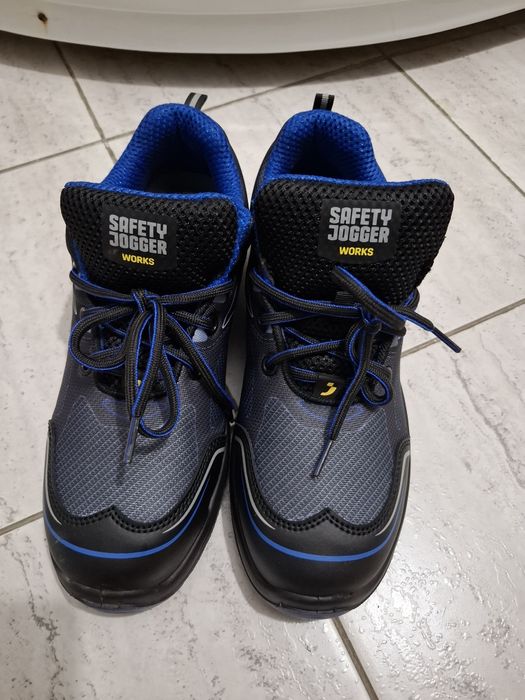 Продаю рабочие кроссовки Safety Jogger Cador S1P