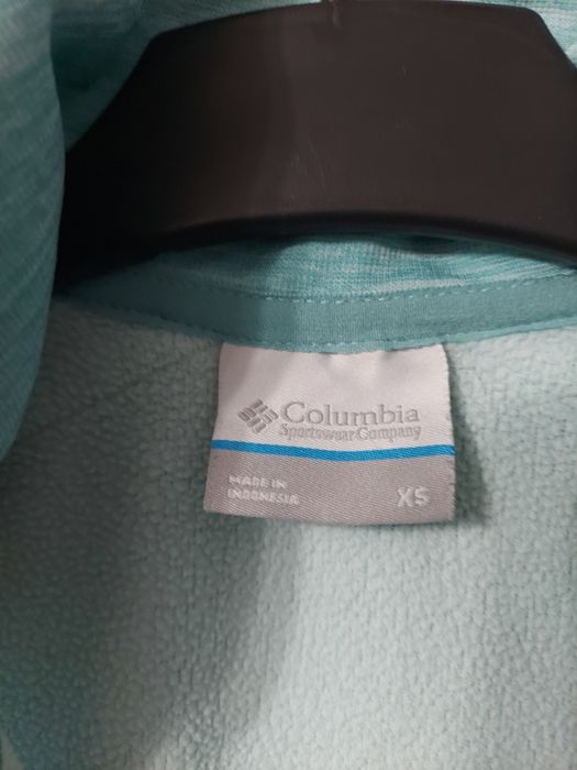 Vând bluza corp termica Columbia