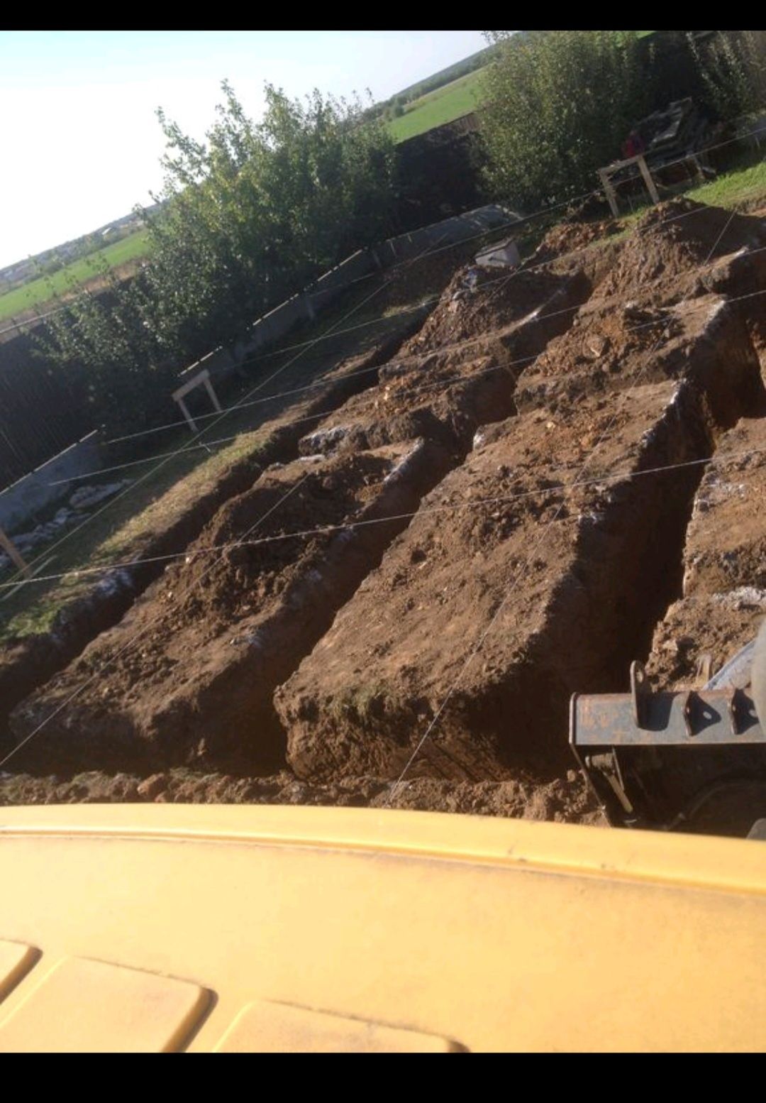 Buldoexcavator de închiriat
