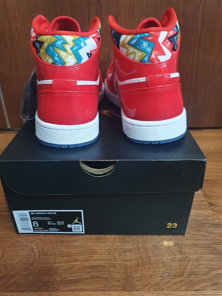Nike Air Jordan 1 Mid SE