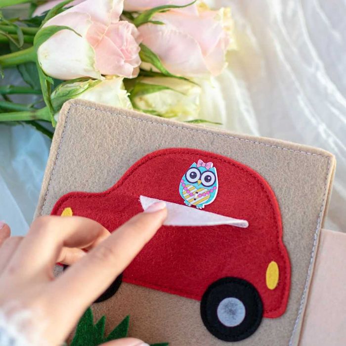 Carte Senzorială Montessori „Prietenul Ursuleț” - 6 luni