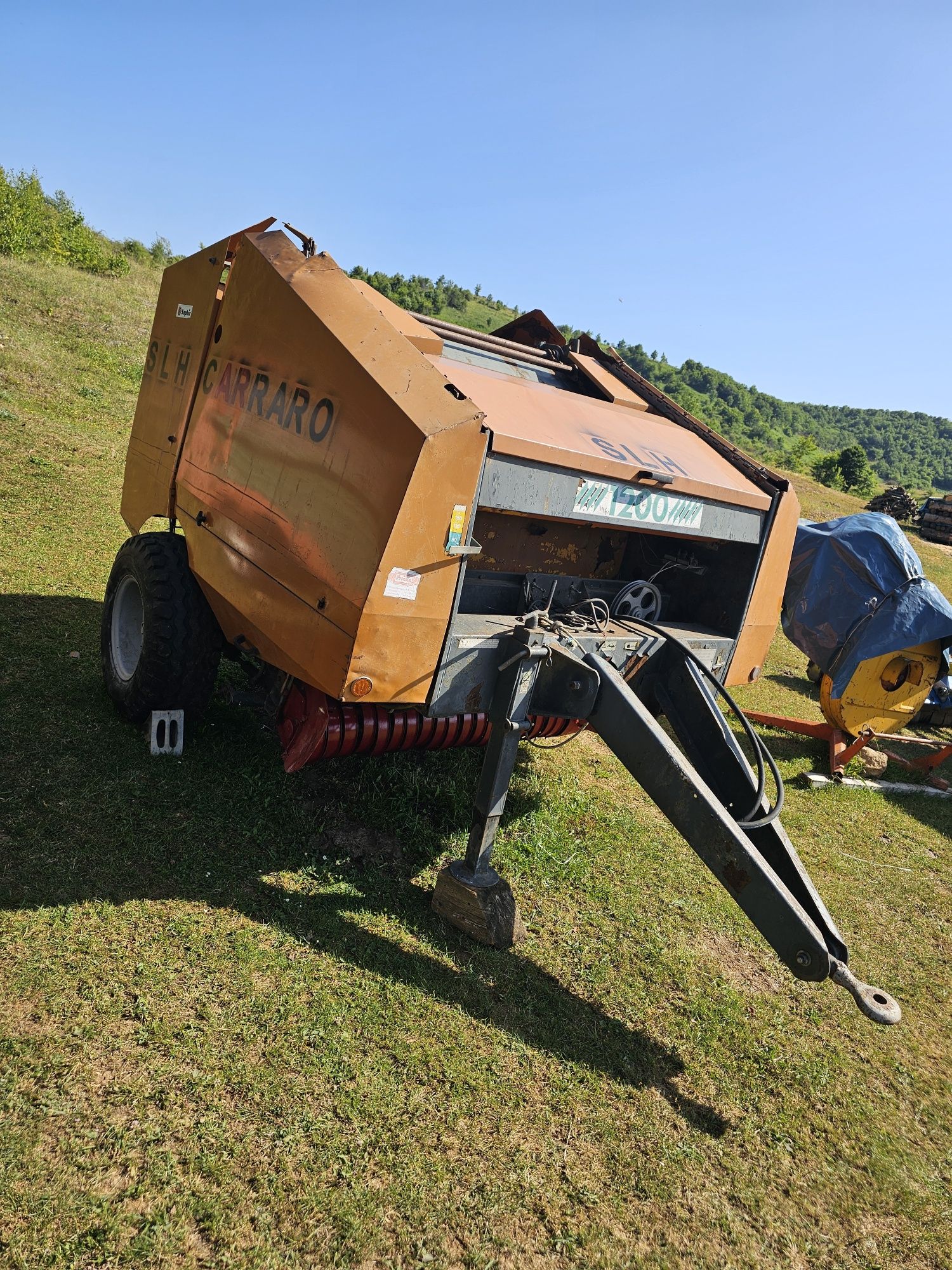 Vând presa balotat carraro  CRP 1200