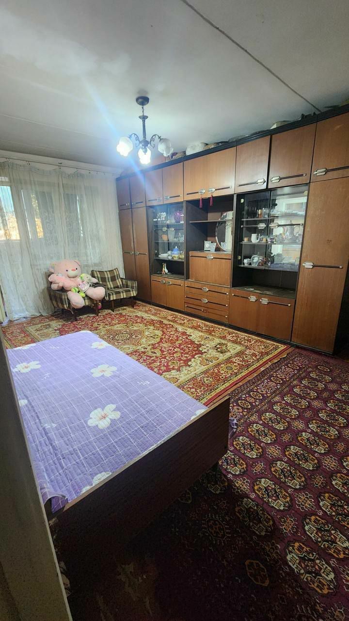 Чиланзар 2 квартал 2/2/4 кирпич орр паспортный стол
