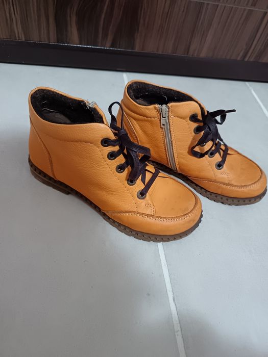 Дамски боти обувки 37