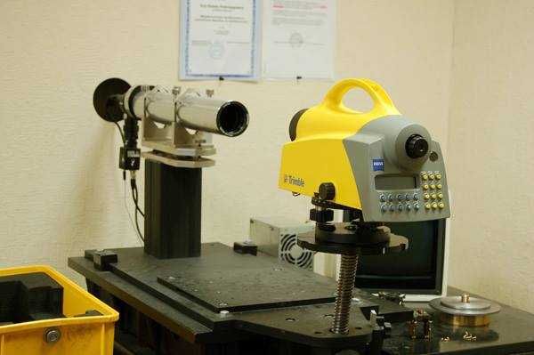 Ремонт Тахеометр. , оптических нивелиров.