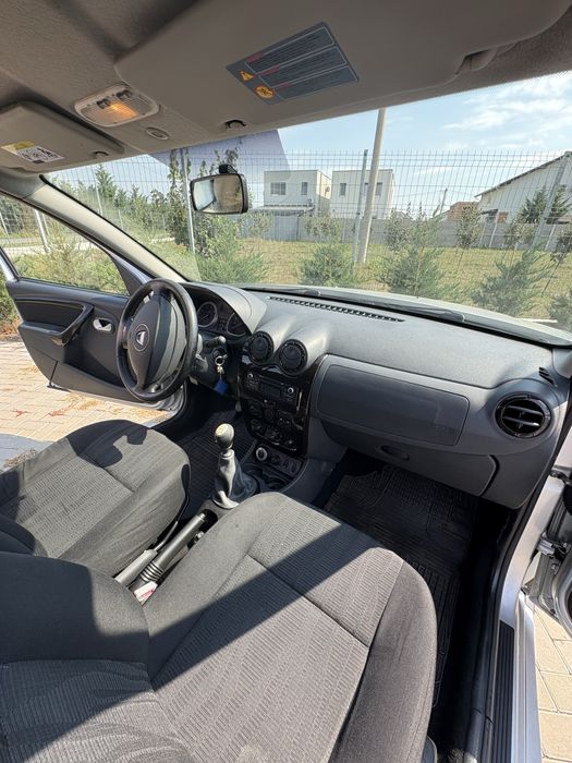 Dacia Duster 2012