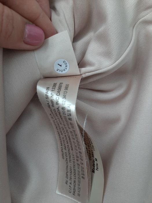 Нова рокля Massimo Dutti