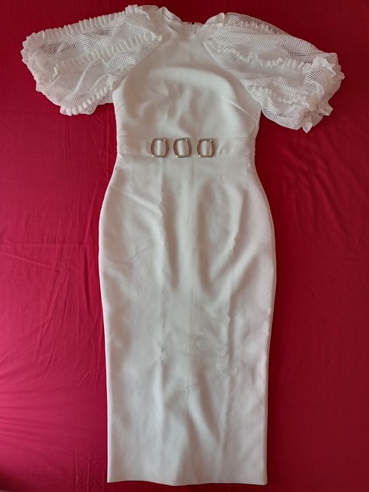 Vând rochii frumoase și elegante