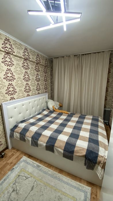 Кровать с матрасом б/у