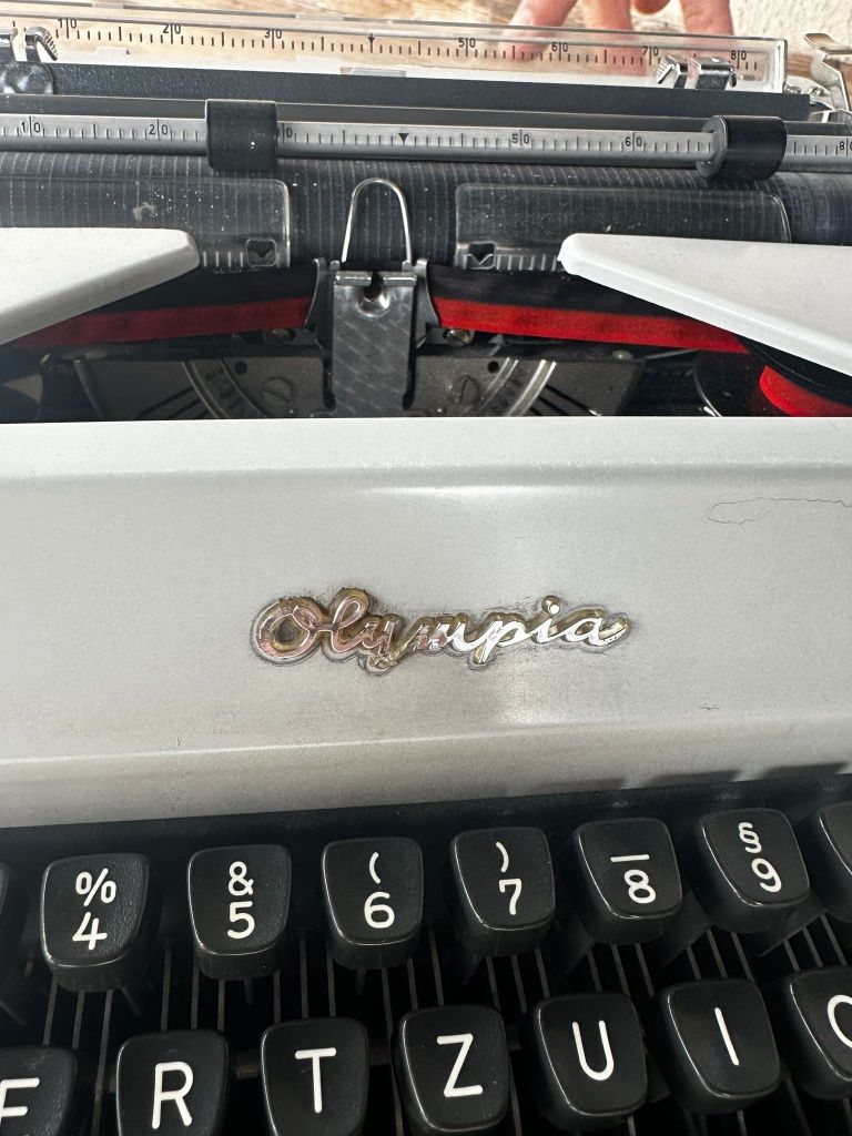 Masina de scris Olympia