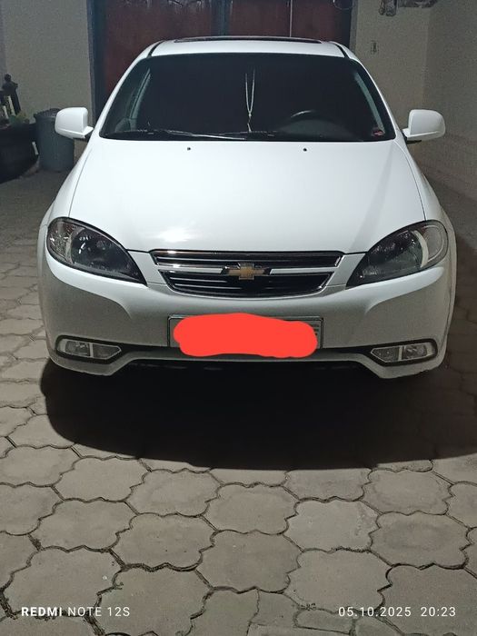 Жентра сотилади.