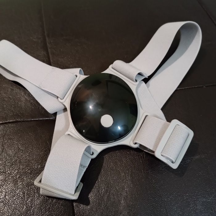 Колан за корекция на позата със сензор