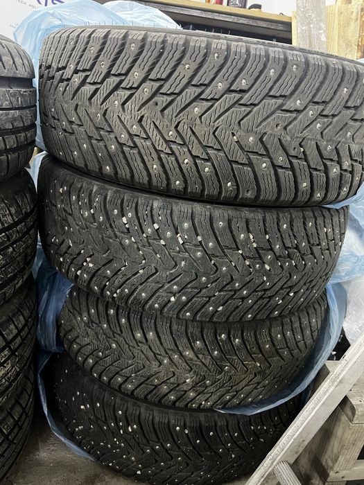 Зимний шины 215/60 R 17