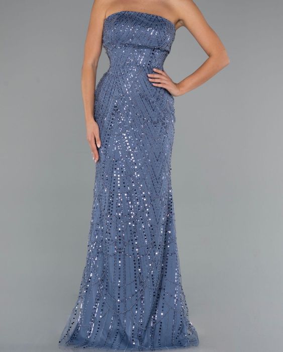 Бална Рокля- синкав син тон