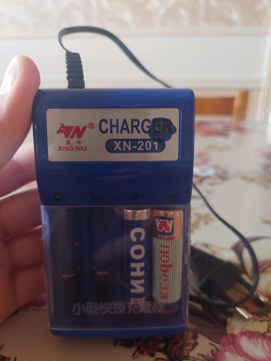 Зарядка для батарек