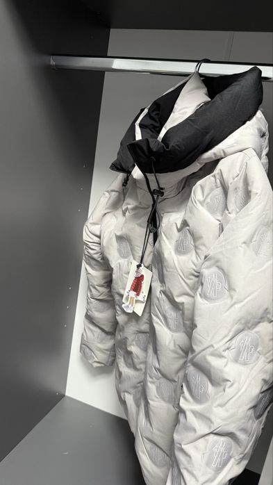 Елегантно зимно яке Moncler VIP
