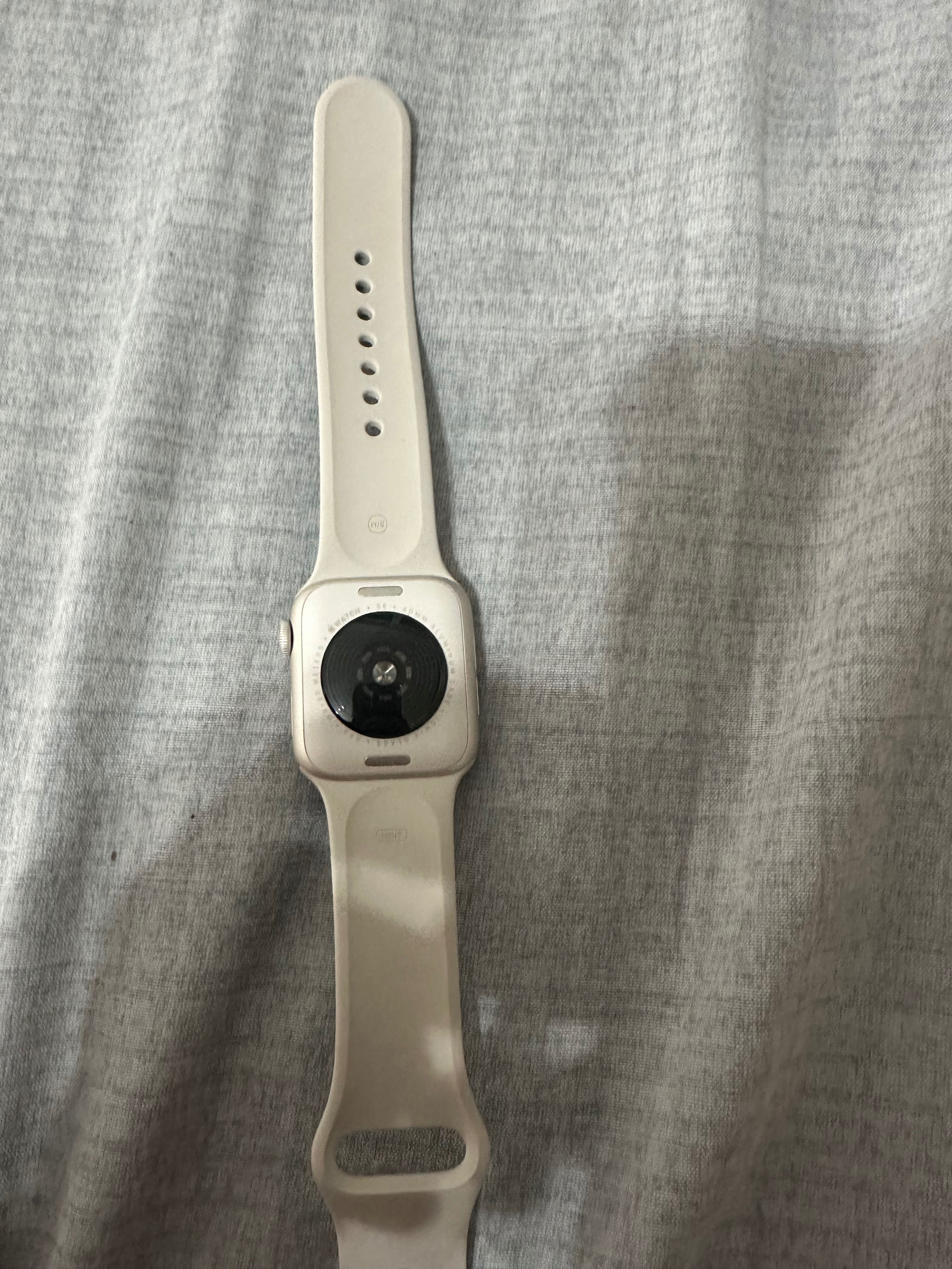 Apple Watch SE 40мм