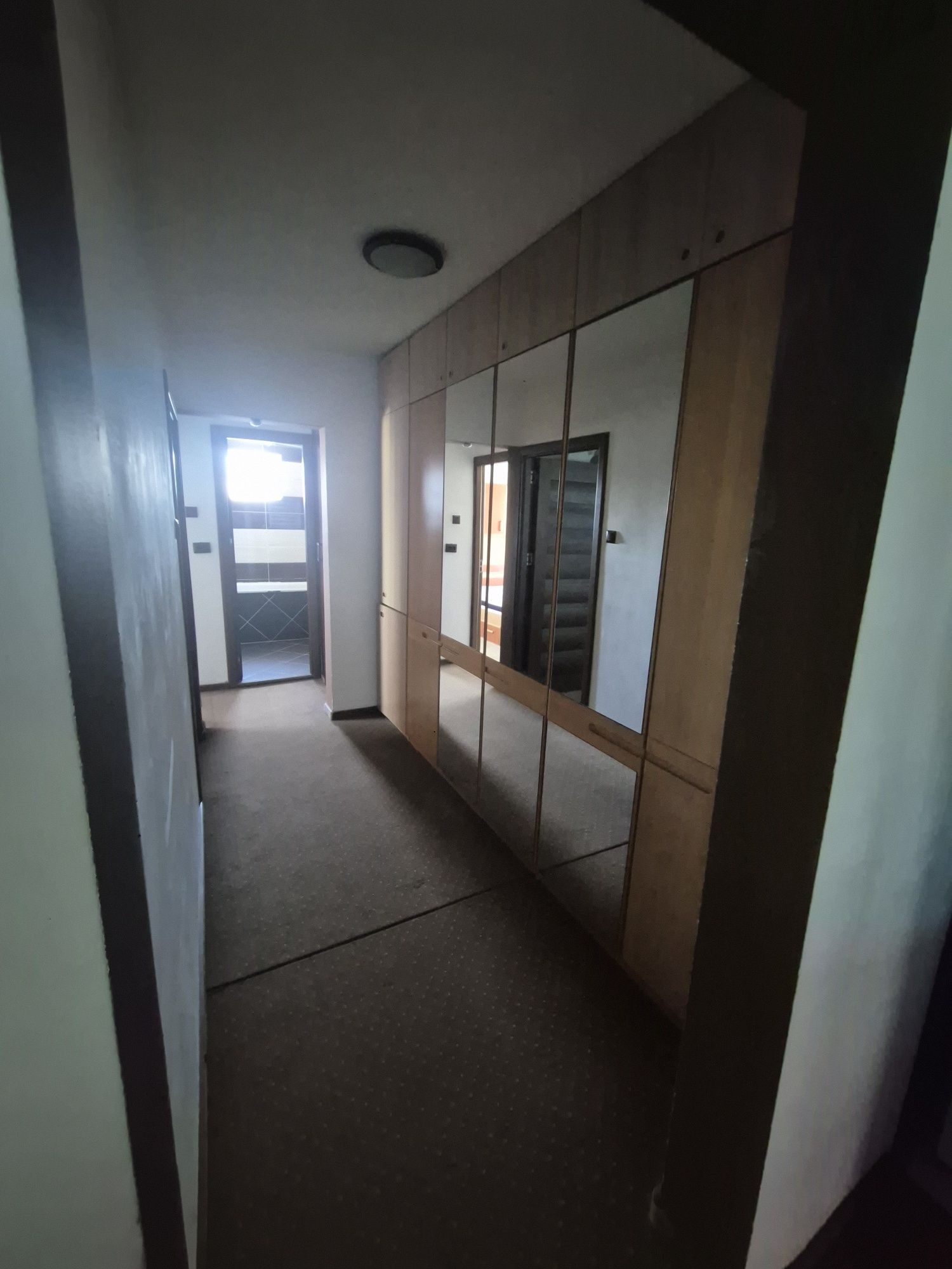 Vand apartament 3 camere crangasi giulesti 70 m