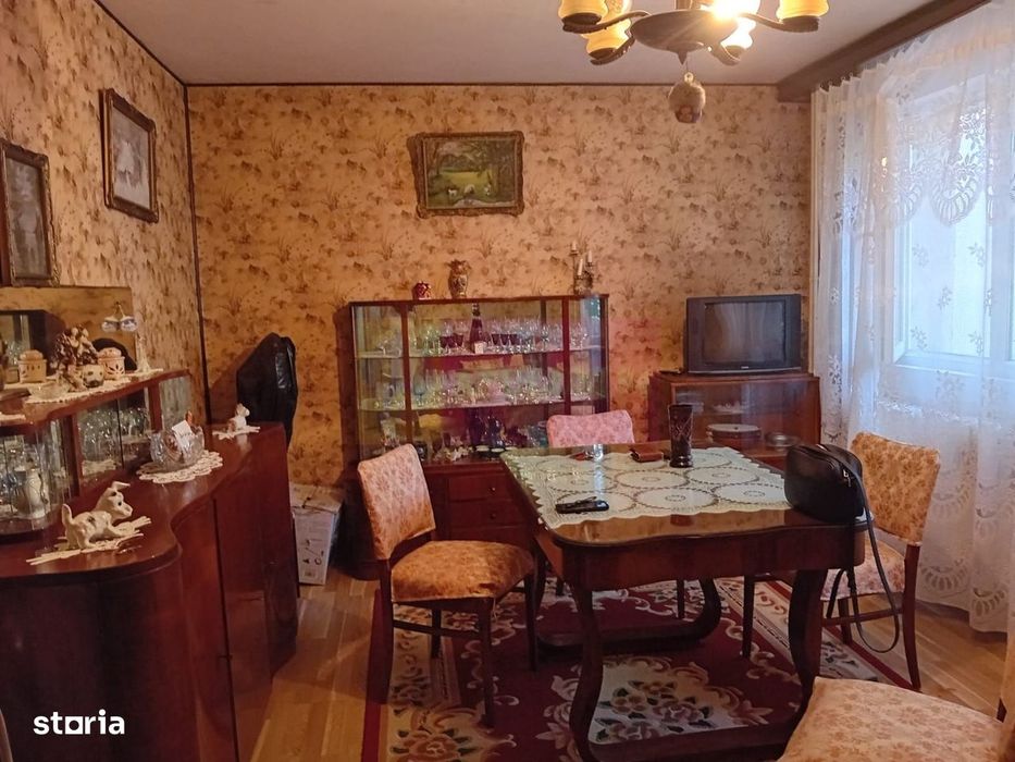 Vanzare apartament de 4 camere in zona Brancoveanu