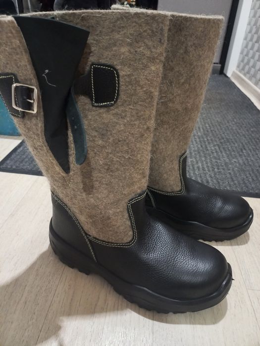 Продам новые валенки,размер 41