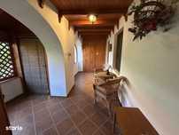 Vand apart.2 cam.st.195 mp.central,Preparandiei,in curte,la cheie
