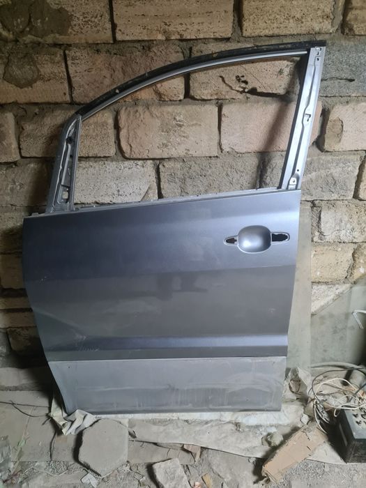 Дверь альфард Дверь