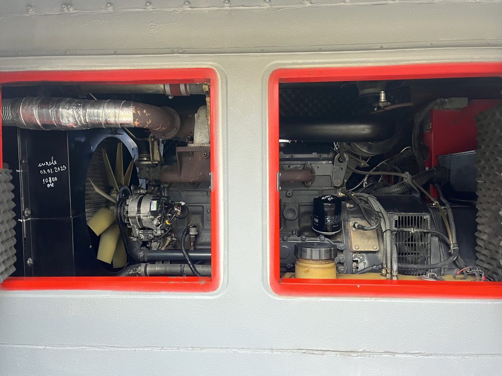 Generator curent HIMOINSA 160 KVA mobil