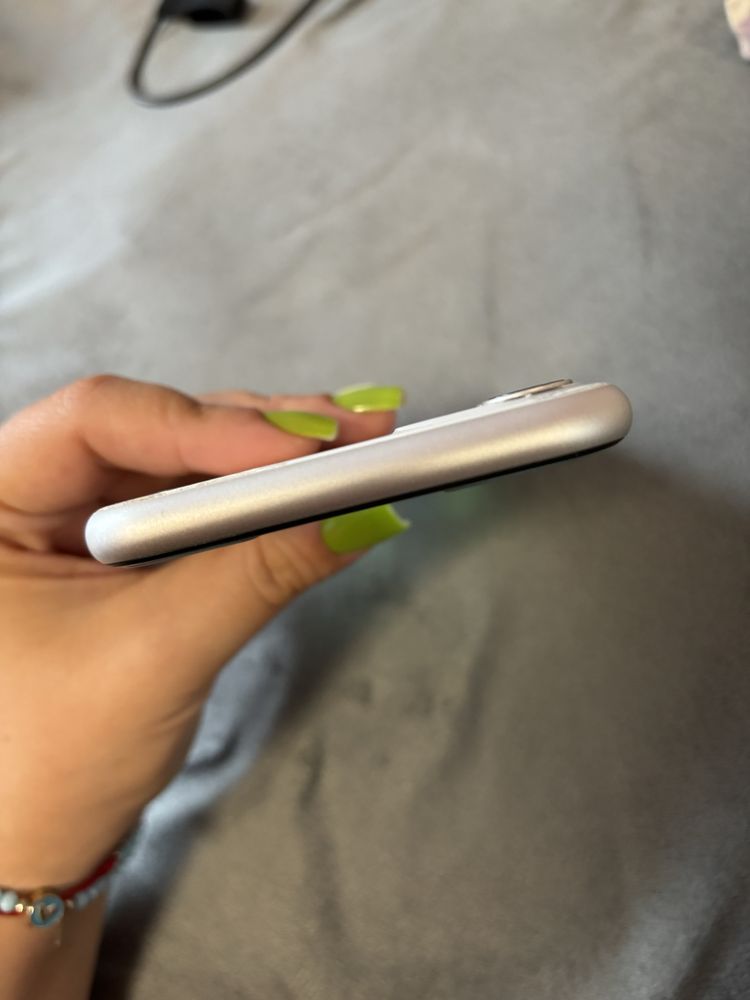 Iphone 11 white 64GB