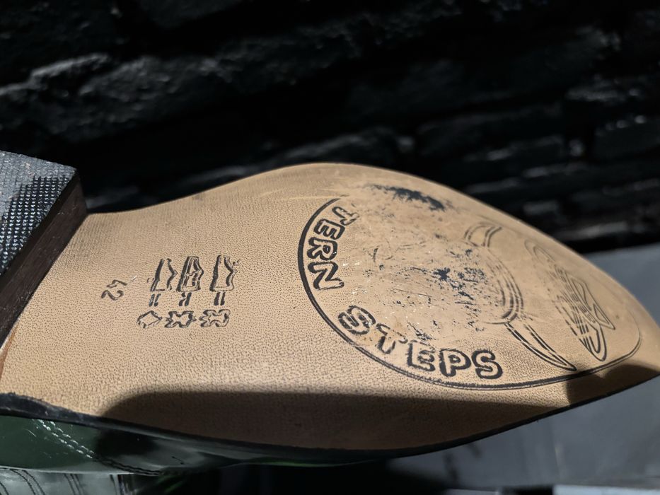 Боти + ботуши. Тип каубойски.