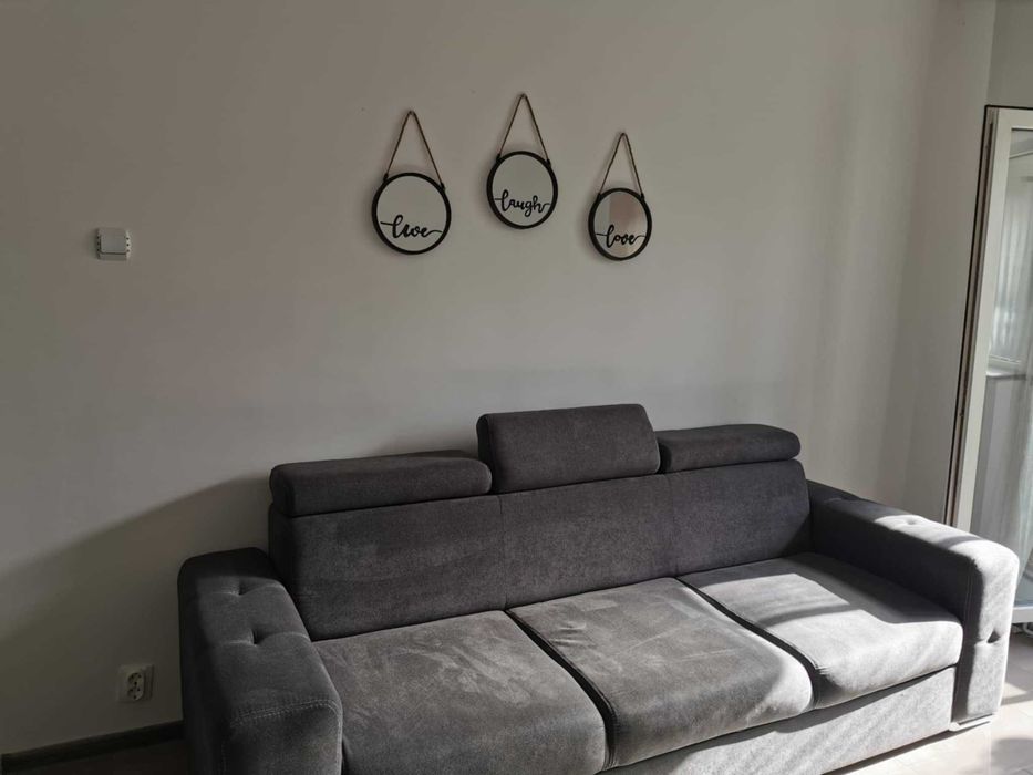 Inchiriere apartament 3 camere mobilate langa metrou Gorjului - 76 mp.