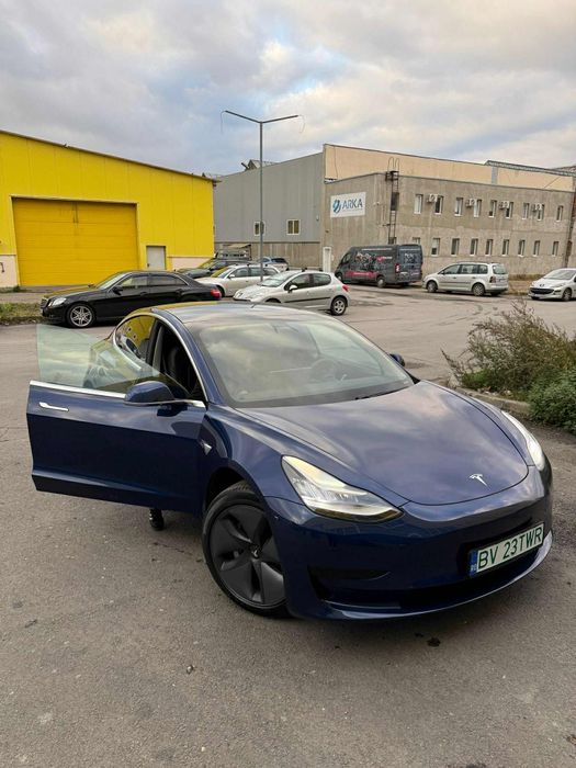Tesla Model 3 SR+ 2019 • 133.000 km • garanție • 2 seturi anvelope